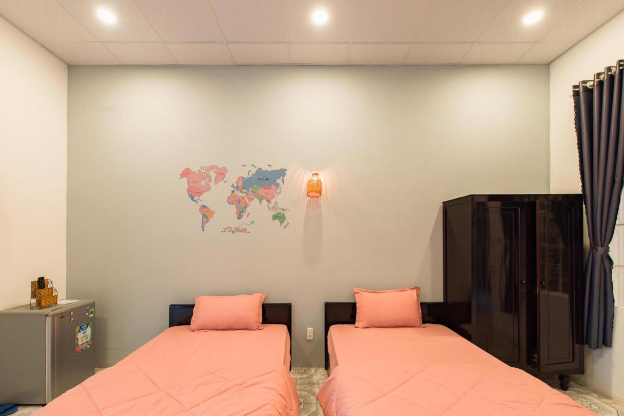 V3 Hostel Nha Trang Exteriör bild